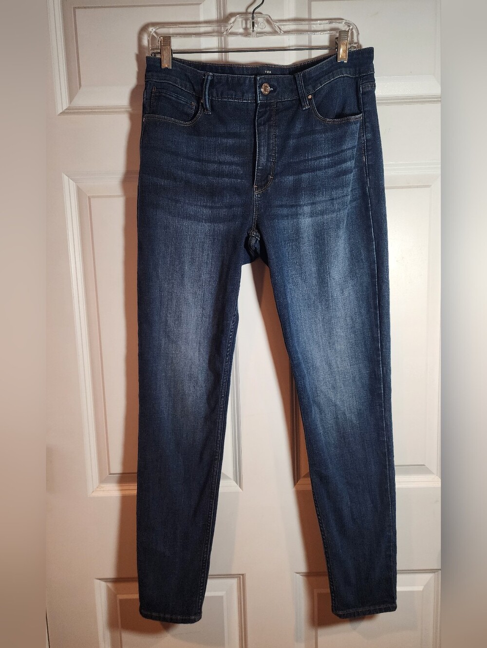 White House Black Market The Skinny Ankle Dark Wash Stretchy Jeans Size 8 Long